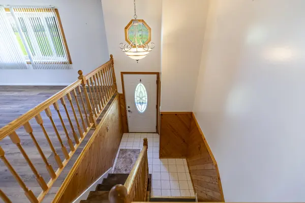 431 S Liverpool RD, Hobart, IN 46342