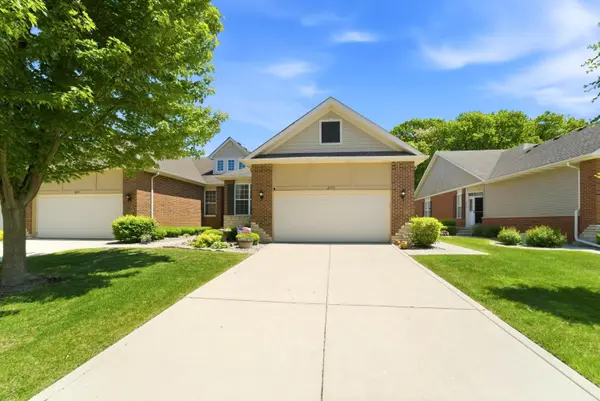 8745 Forest Glen CT, St. John, IN 46373