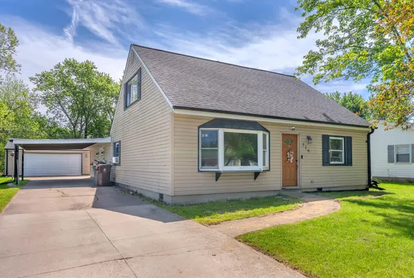 719 Capitol RD, Valparaiso, IN 46385