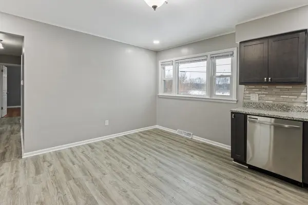 1000 W 54th AVE, Merrillville, IN 46410