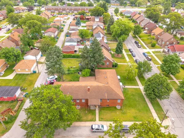 6803 Schneider Avenue, Hammond, IN 46323