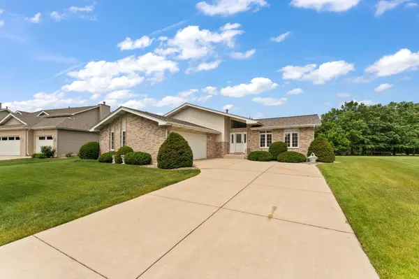3128 Austgen PL, Dyer, IN 46311
