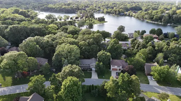 141 Guilford Road, Valparaiso, IN 46385