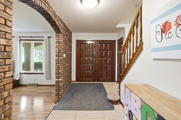 9218 Greenwood Avenue, Munster, IN 46321