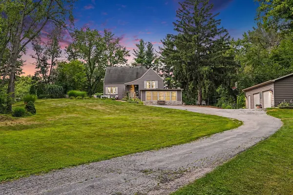 228 W Joliet RD, Valparaiso, IN 46385