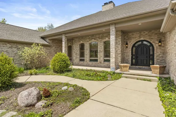 505 Brittany LN, Dyer, IN 46311