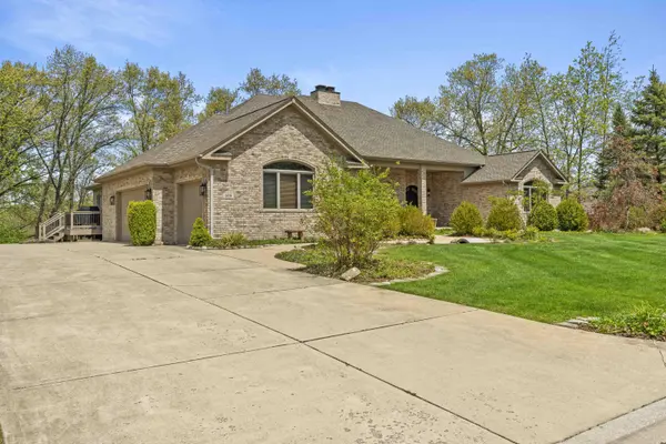 505 Brittany LN, Dyer, IN 46311