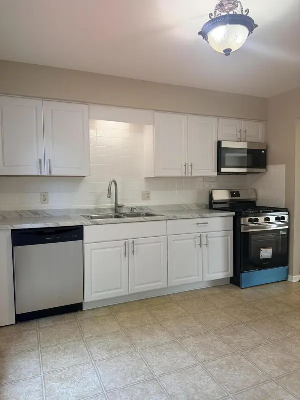611 Pierce AVE, Dyer, IN 46311