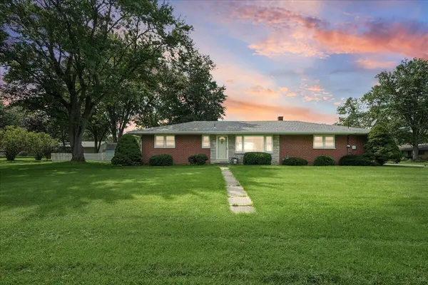 3605 Sunset Drive, Valparaiso, IN 46383