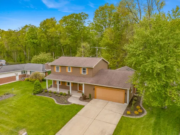 203 Mayfield AVE, Valparaiso, IN 46383
