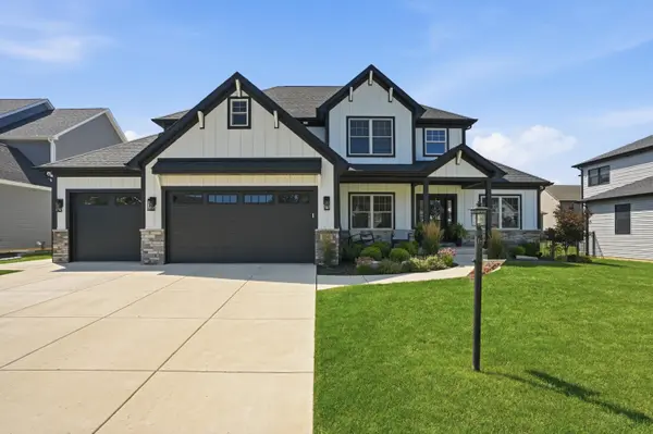 2047 Louis DR, Crown Point, IN 46307