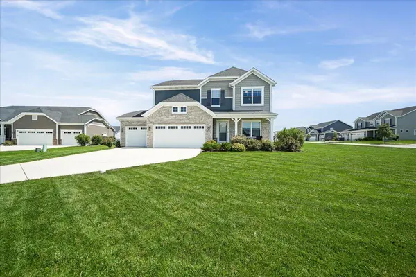 533 Lily CT, Valparaiso, IN 46385