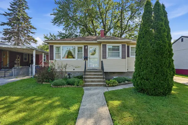 7613 S Mccook AVE, Hammond, IN 46323