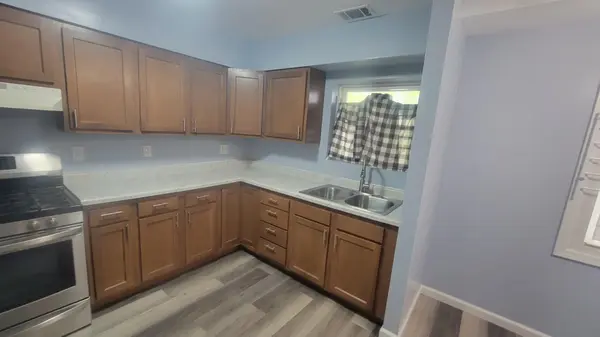 1305 E 40th Avenue, Gary, IN 46409