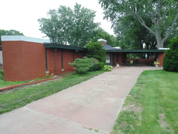 3421 Shelby ST, Hobart, IN 46342