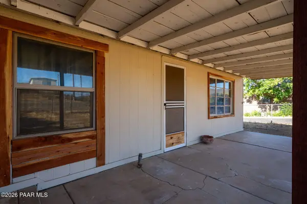 13160 E Prescott ST, Dewey-humboldt, AZ 86329