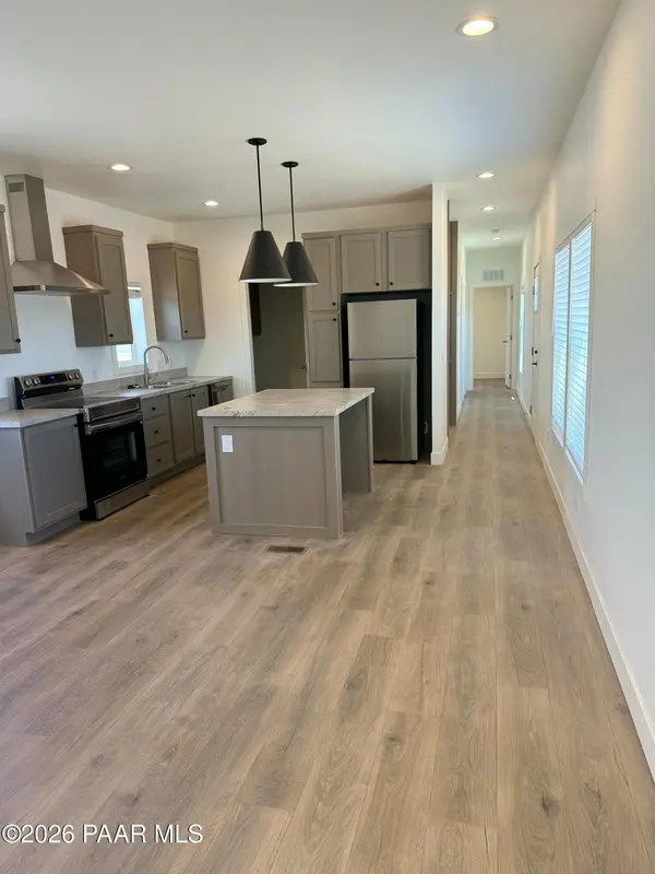 179 W Zion TRL, Paulden, AZ 86334