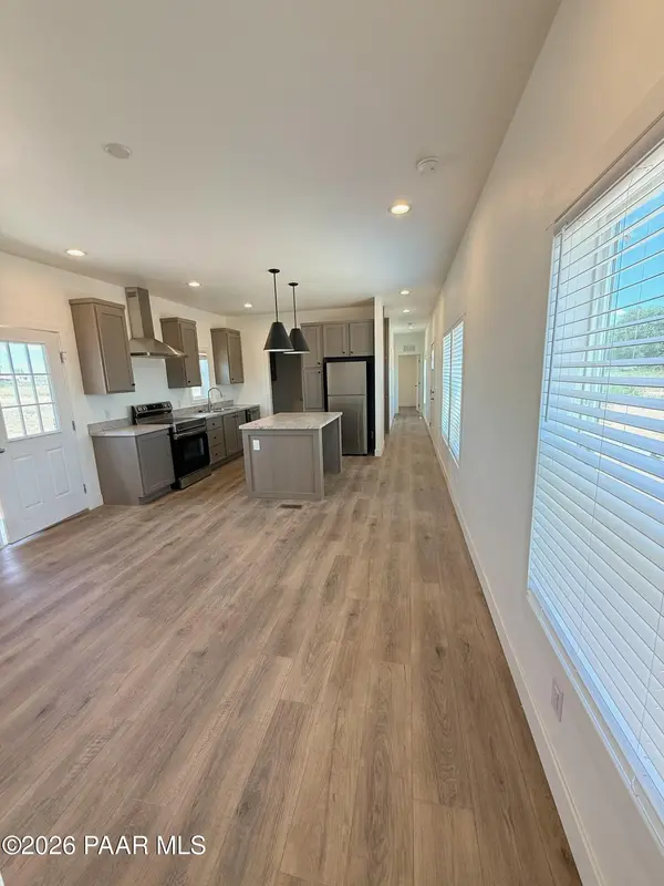 179 W Zion TRL, Paulden, AZ 86334