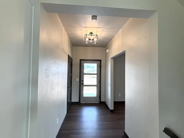 W6341 KIMBERLY TRL, Menasha, WI 54952