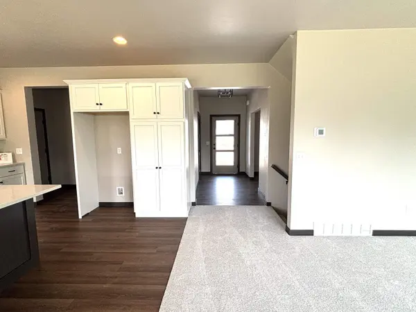 W6341 KIMBERLY TRL, Menasha, WI 54952