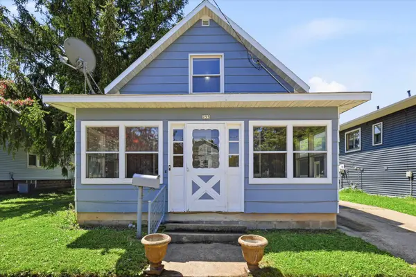 755 GROVE ST, Oshkosh, WI 54901