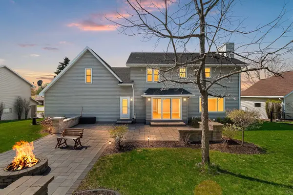 2951 VERCAUTEREN DR, Green Bay, WI 54313-5847