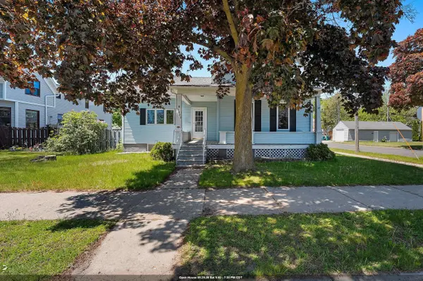1603 PIERCE AVE, Marinette, WI 54143