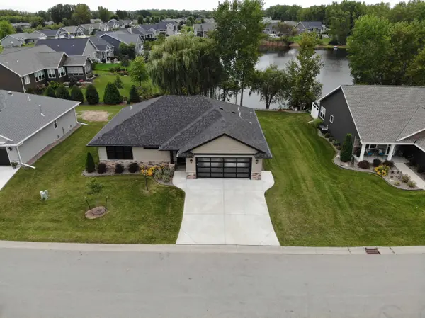 5039 N MILKWEED TRL, Appleton, WI 54913