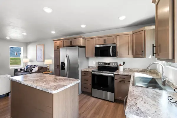 212 FAIRVIEW LN, Chilton, WI 53014