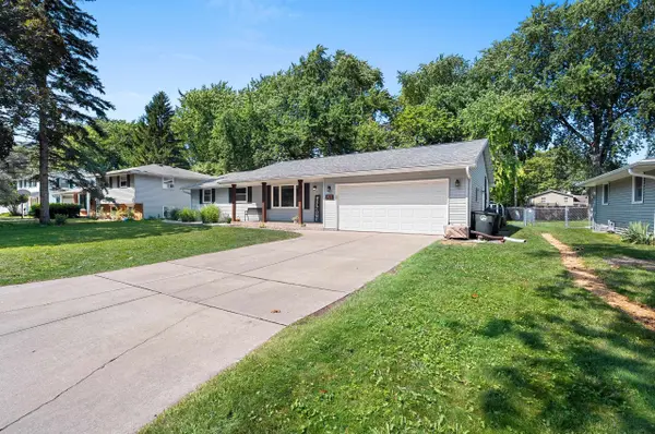 1254 APRIL LN, Green Bay, WI 54304