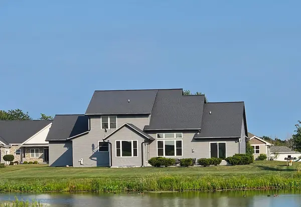 1774 APPLEWOOD DR, De Pere, WI 54115