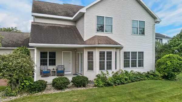 4718 W CHICORY LN, Appleton, WI 54914