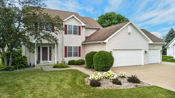 4718 W CHICORY LN, Appleton, WI 54914
