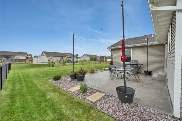 1449 MASE DR, Kaukauna, WI 54130