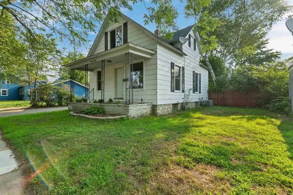 1320 CHURCH ST, Marinette, WI 54143