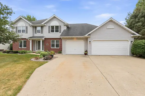1990 TYLER LN, De Pere, WI 54115