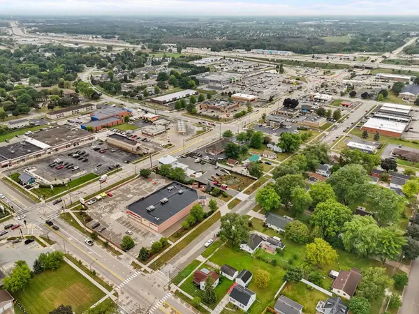 203 N 8TH ST, De Pere, WI 54115