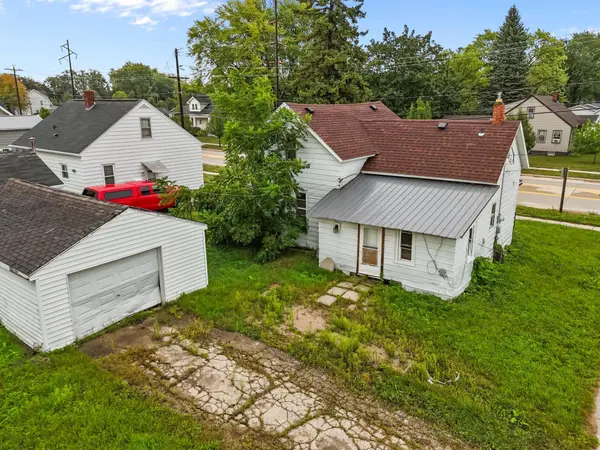 203 N 8TH ST, De Pere, WI 54115