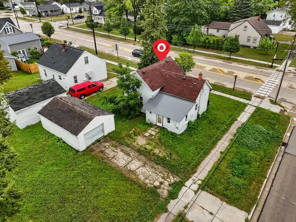 203 N 8TH ST, De Pere, WI 54115
