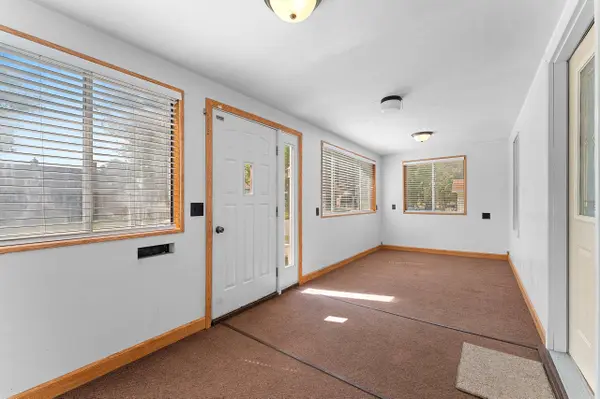 1551 CEDAR ST, Green Bay, WI 54301-1855