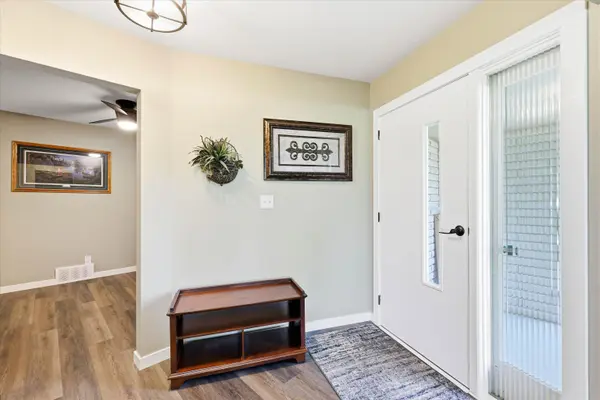 N7104 LEONARD DR, Fond Du Lac, WI 54935