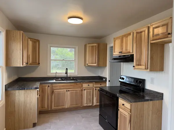 929 HUNT AVE, Neenah, WI 54956