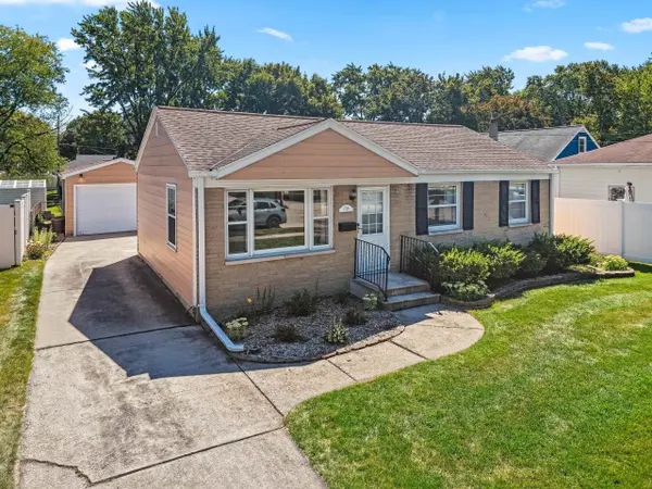 1739 12TH AVE, Green Bay, WI 54304