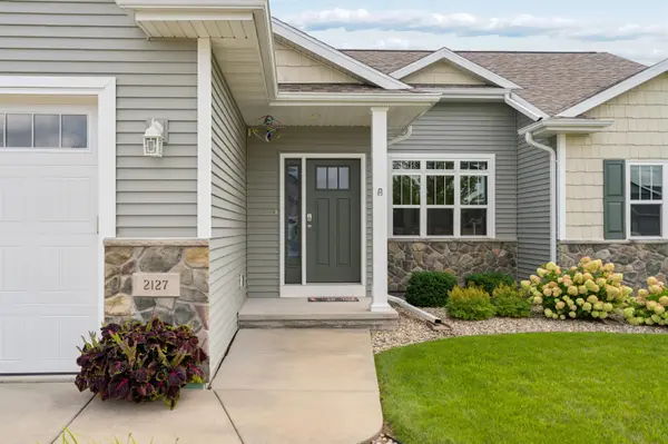 2127 W KOHL DR, Appleton, WI 54913