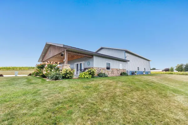 N4881 GASCHE RD, Luxemburg, WI 54217
