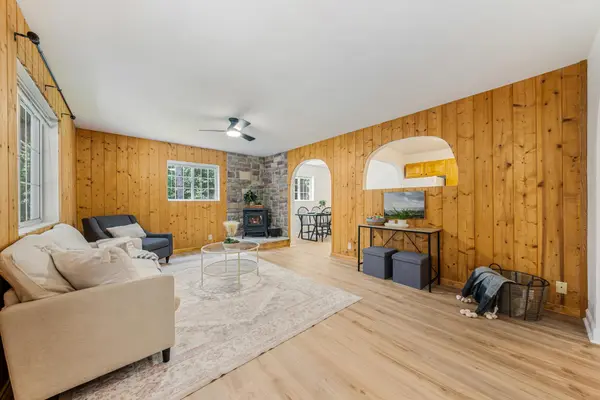 N5255 22ND RD, Wild Rose, WI 54984
