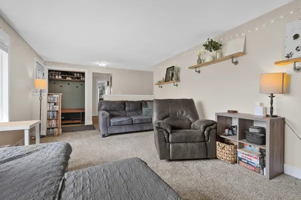 546 E COOLIDGE AVE, Appleton, WI 54915-1972