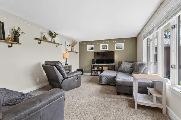 546 E COOLIDGE AVE, Appleton, WI 54915-1972