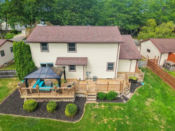 2564 WILDFLOWER ROW, Green Bay, WI 54311