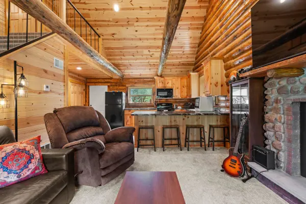 N1222 BIG SKY RD, Keshena, WI 54135-2702